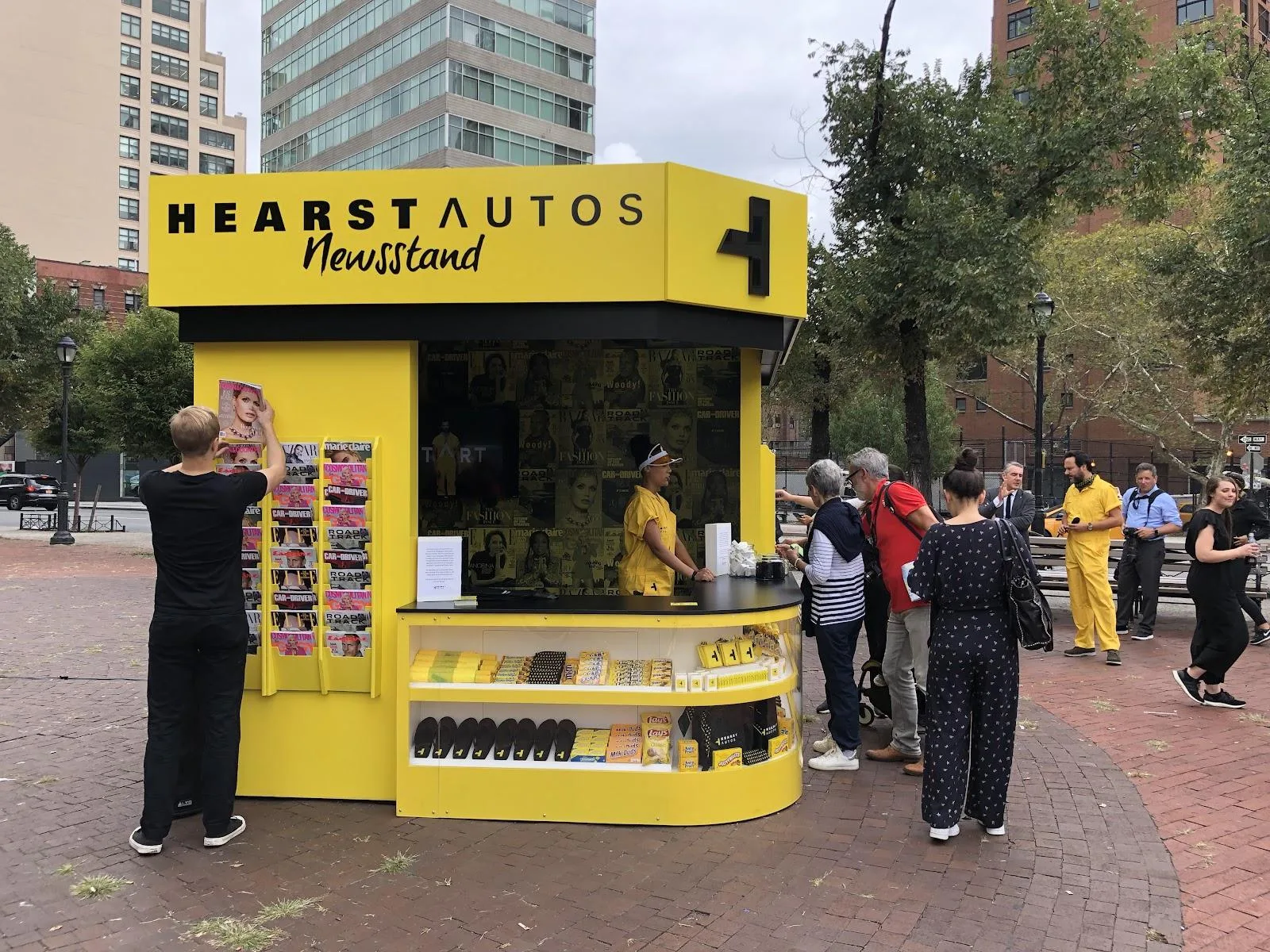 Newsstand activation